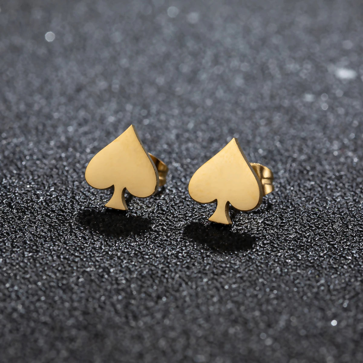 EARRING ACE OF SPADES
